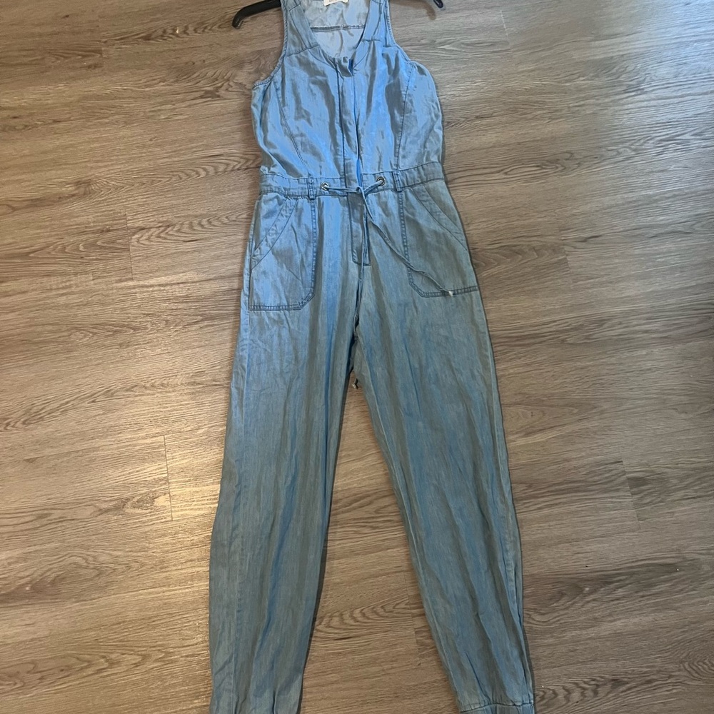 Light Wash Sleeveless Denim Jumpsuit with Drawstring Waist